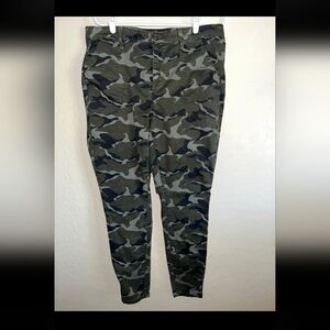 Torrid camo pants 14